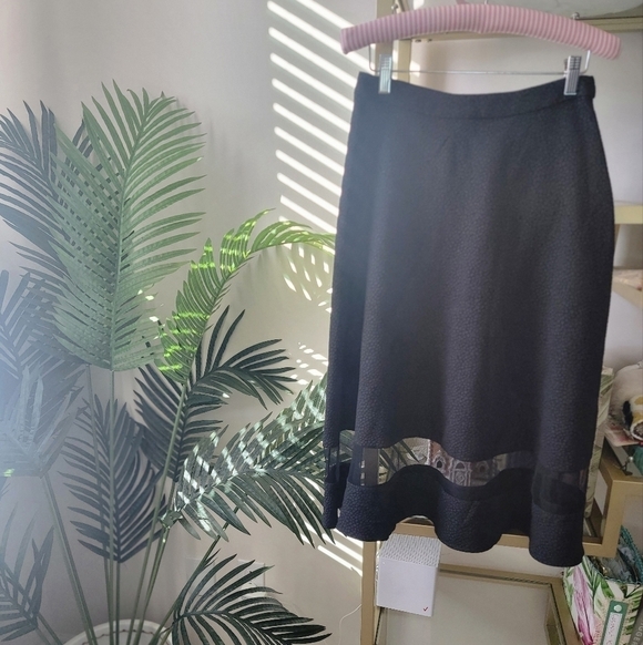 Black Spotted Aline Skirt Women's Medium - Like New - Picture 2 of 6